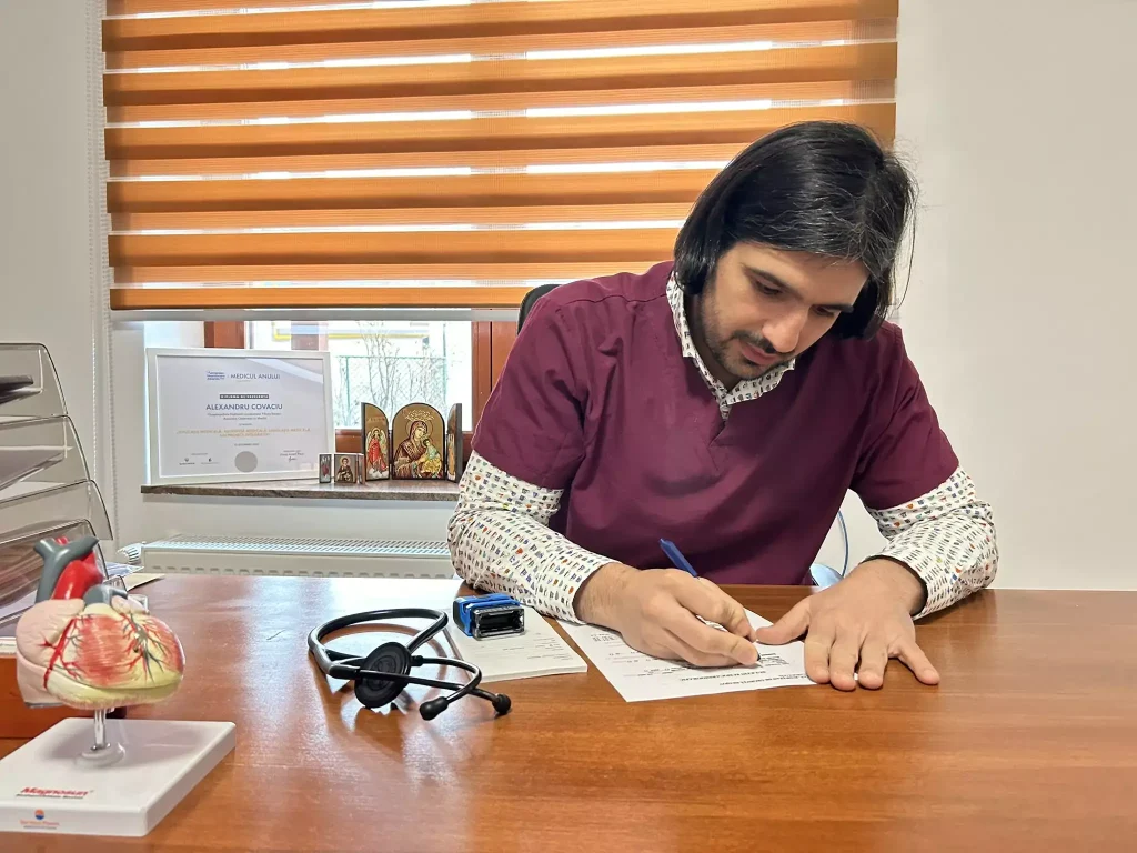 Dr. Alexandru Covaciu – Despre mine ca doctor cardiolog in Brasov, in cabinetul de pe Strada Carierei 14