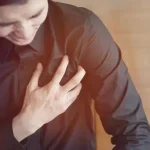 Simptome cardiovasculare – durere in piept si palpitatii
