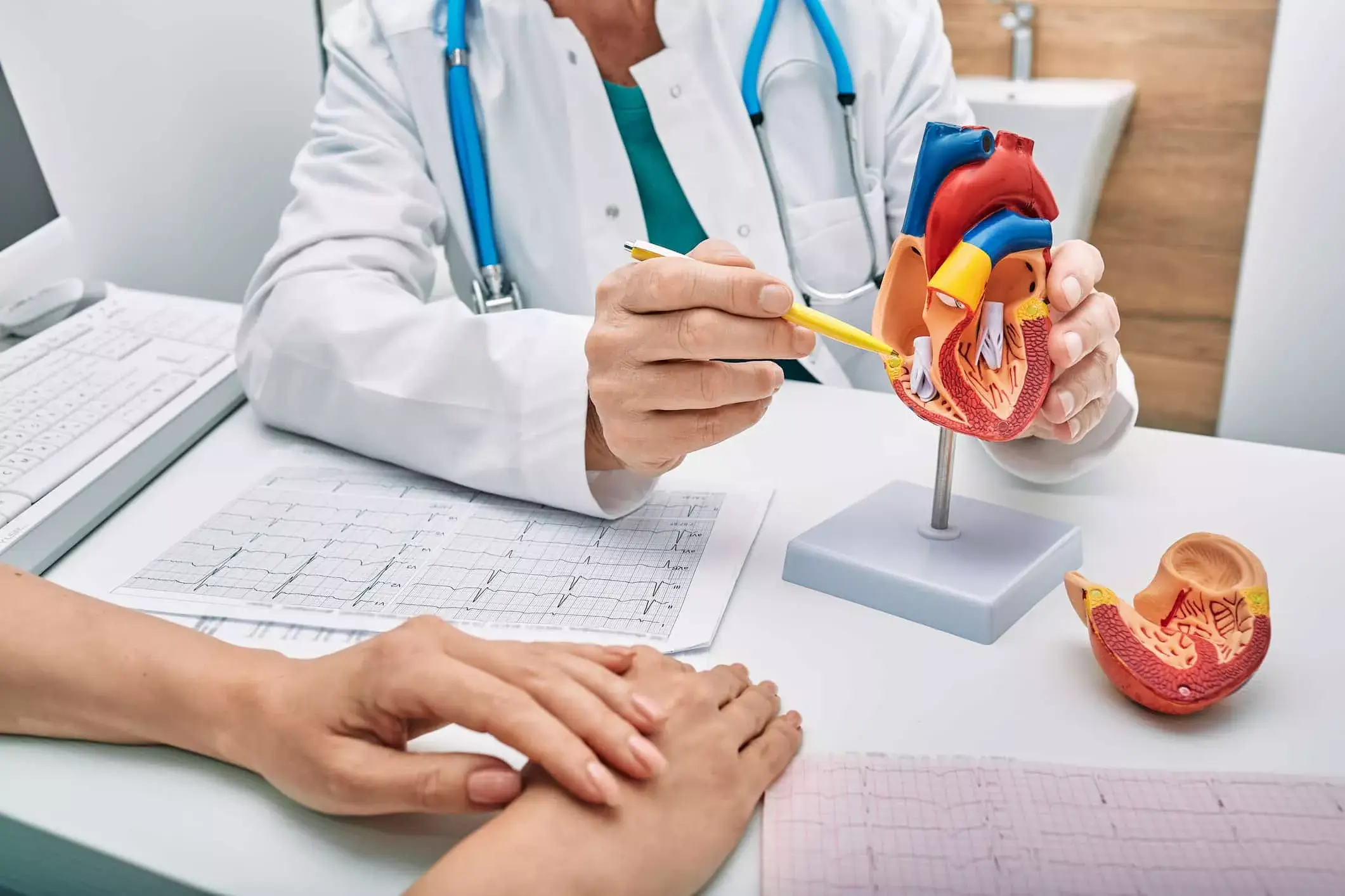 Consult cardiologic pentru evaluarea hipertensiunii arteriale și stabilirea tratamentului pentru tensiune